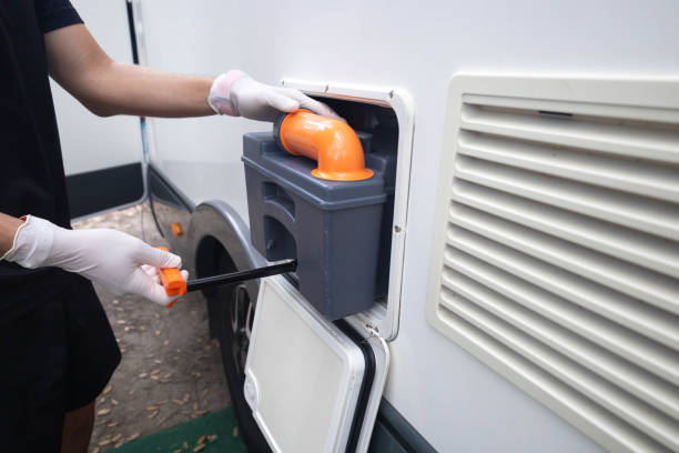 Best Portable toilet rental cost  in Merton, WI